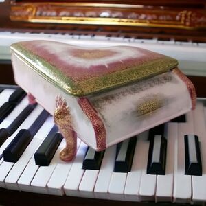 Baby Grand Piano Trinket Dish Box Handpainted ARDALT JAPAN Porcelain Gold Tone.